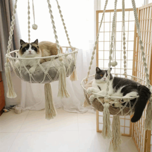 Cama Suspensa Artesanal para Gatos Estilo Rede – Snouty™ | Conforto Natural e Descanso Elevado