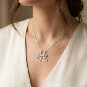 Colar Pets Love em Prata 925 + Zircônias com Pingente de Cachorro ou Gato – Lupzy™ | Amor Pet em Forma de Joia
