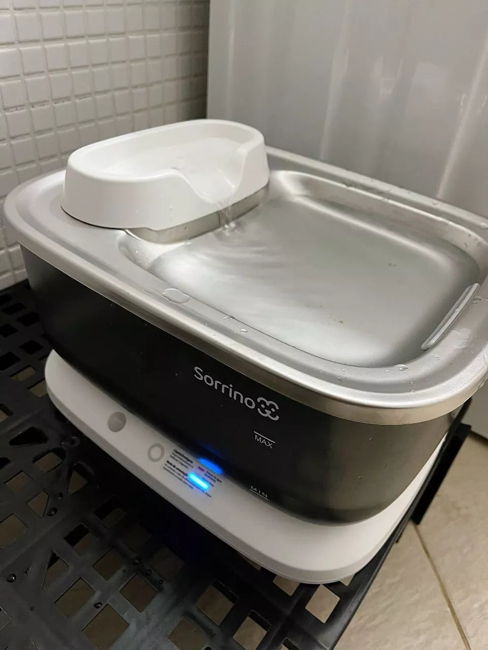 Bebedouro Automático 7L com Sensor Elevado Sem Fio para Cachorro e Gato Aço Inox Sorrino