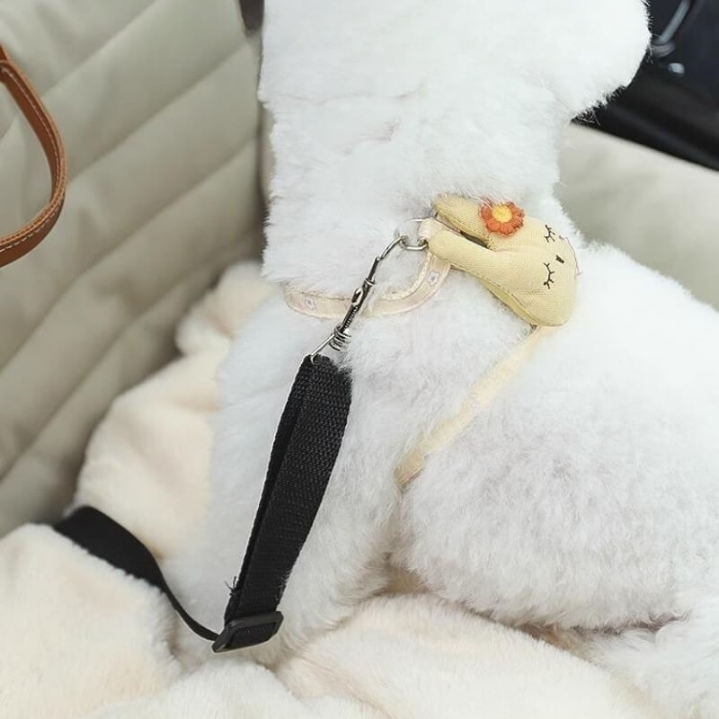 Cama Automotiva Impermeável em Couro Sintético para Cachorro e Gato Pawzly - Imagem 4