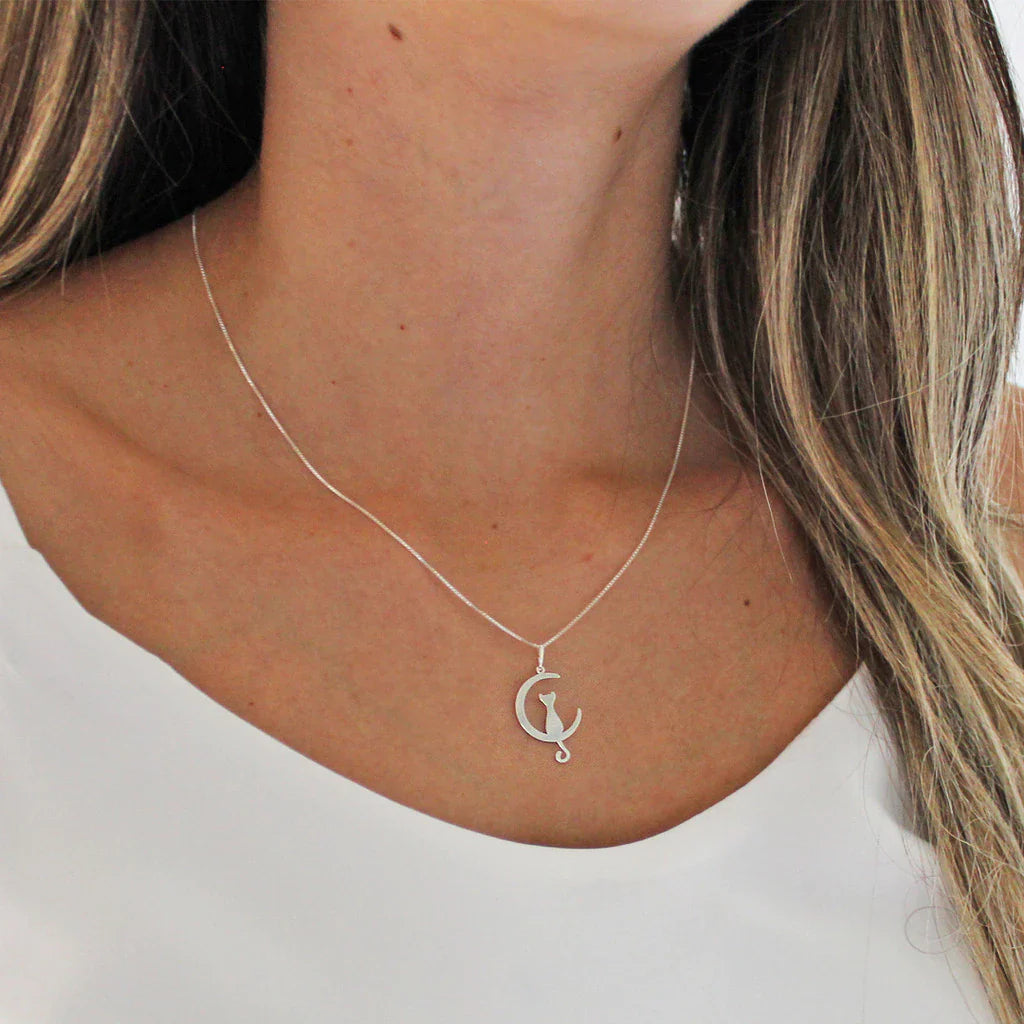 Colar Gato na Lua em Prata 925 – Lupzy™ | Amor Pet Sob a Luz da Lua - Imagem 3